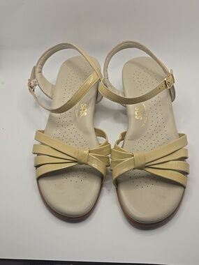 SAS Womens Size 10 Strippy Quarter Strap Wedge Sandal Bone Patent Leather